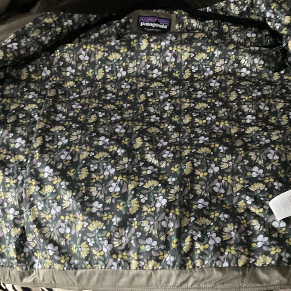 Patagonia Olive Green Quilted Snap-Front Jacket - Picture 7 of 7